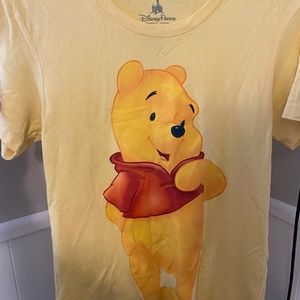 Disney Parks Yellow Winnie The Pooh Shirt Large